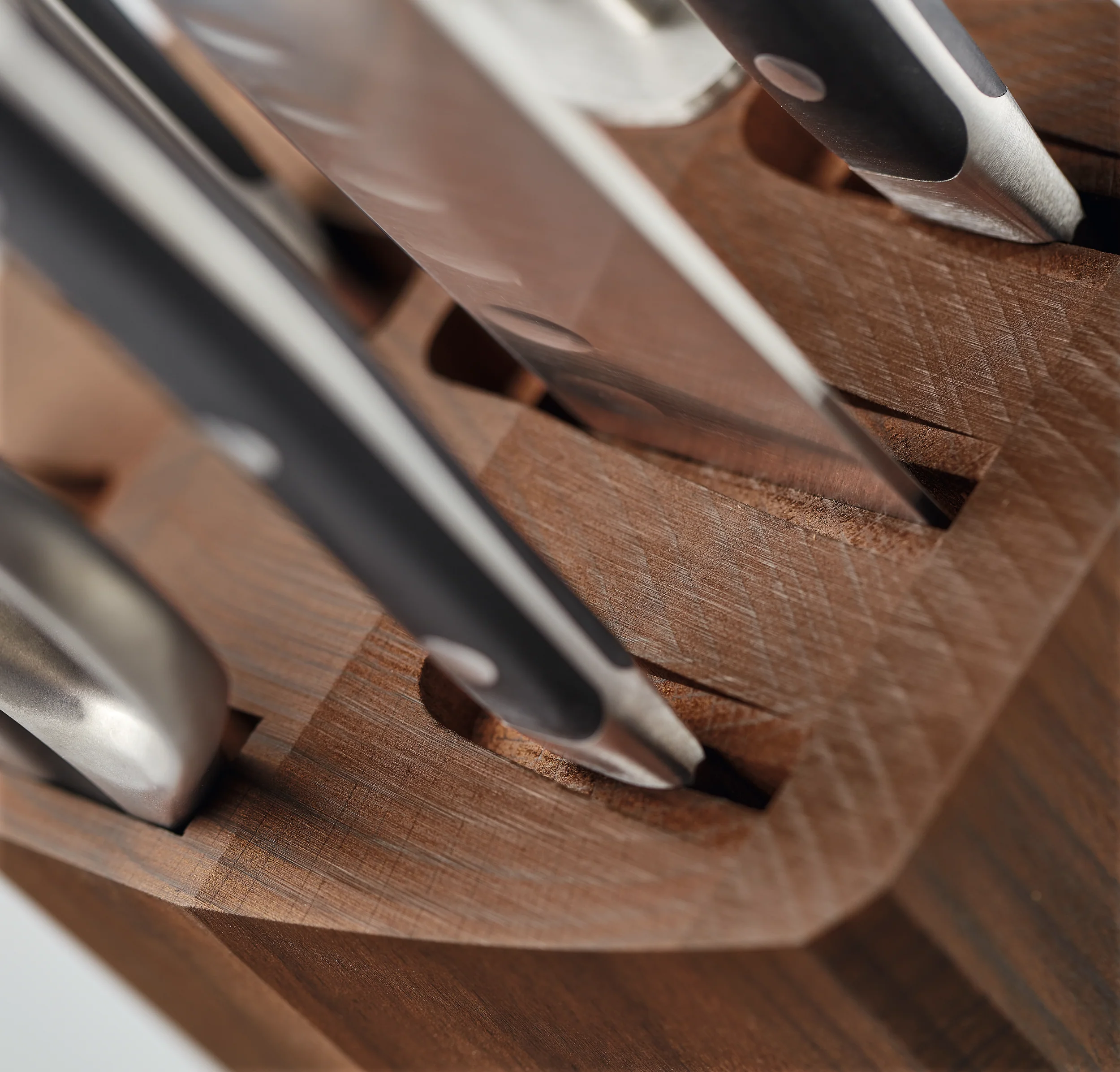 8-Slot Heat Treated Beech Knife Block - Image 4