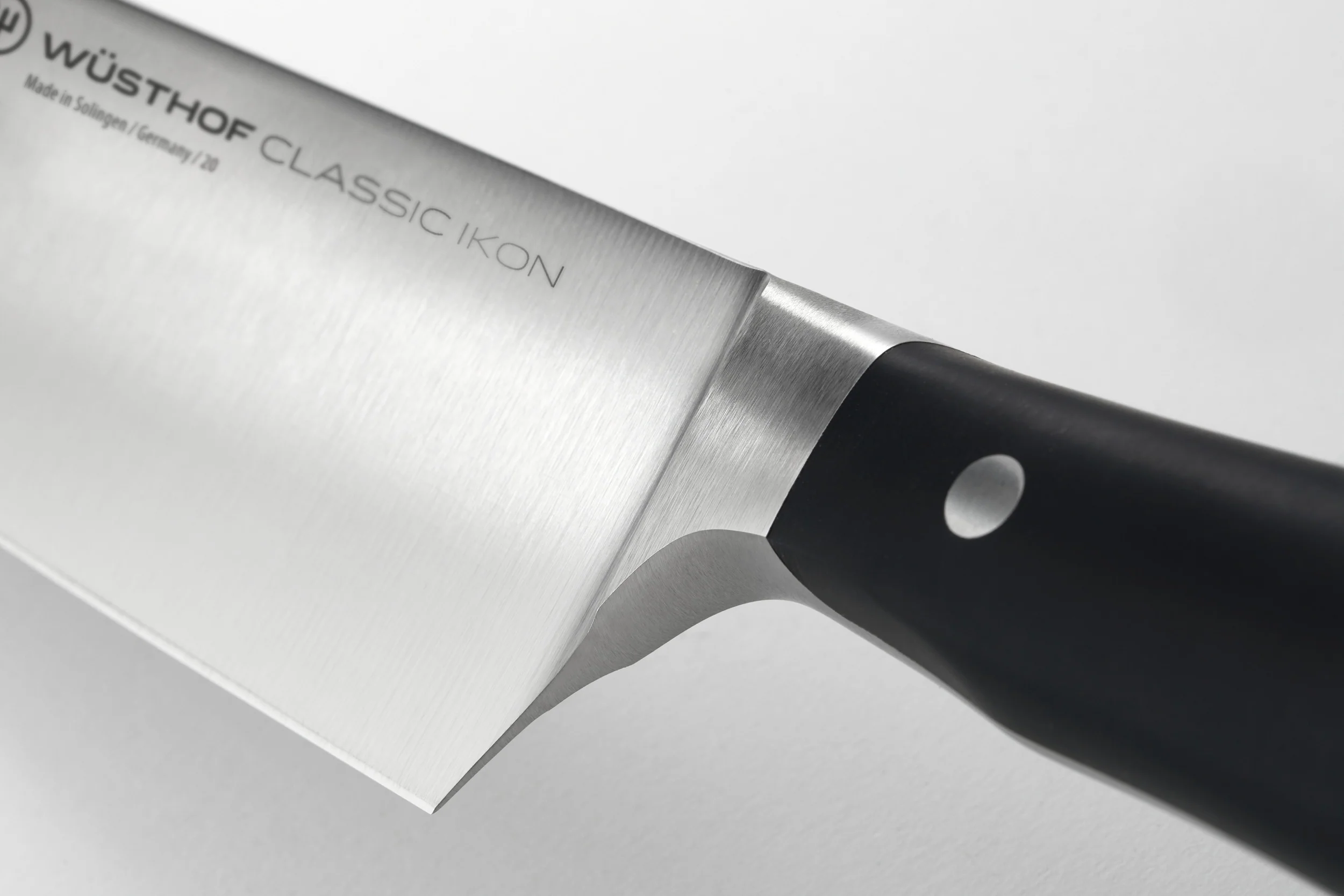 Classic Ikon 4 1/2" Asian Utility Knife - Image 2