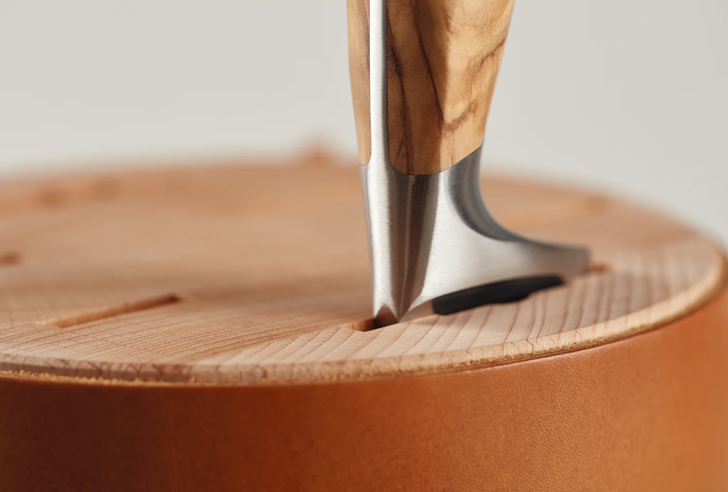 Villa 6-Slot Knife Block - Image 6